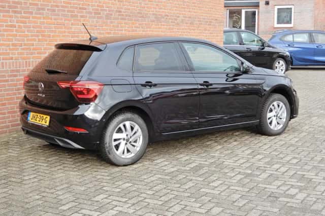 Volkswagen Polo (2024) thumbnail 2
