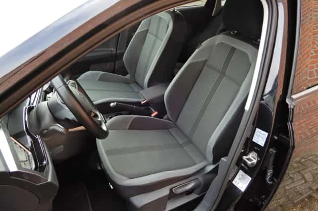 Volkswagen Polo (2024) thumbnail 6
