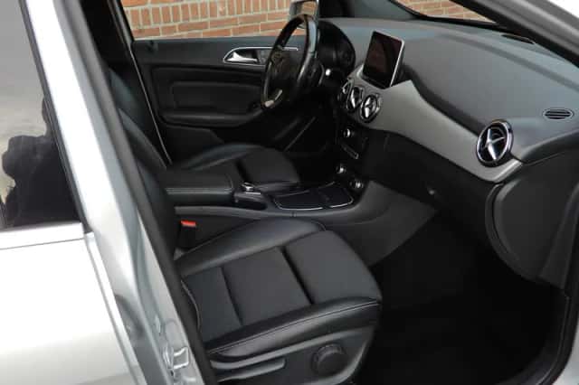 Mercedes-Benz B-Klasse (2015) thumbnail 3