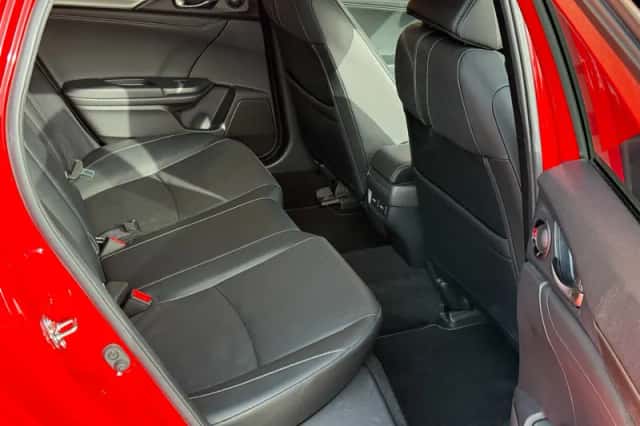 Honda Civic (2020) thumbnail 4