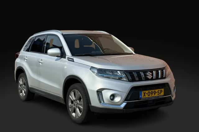 Suzuki Vitara (2023) thumbnail 1