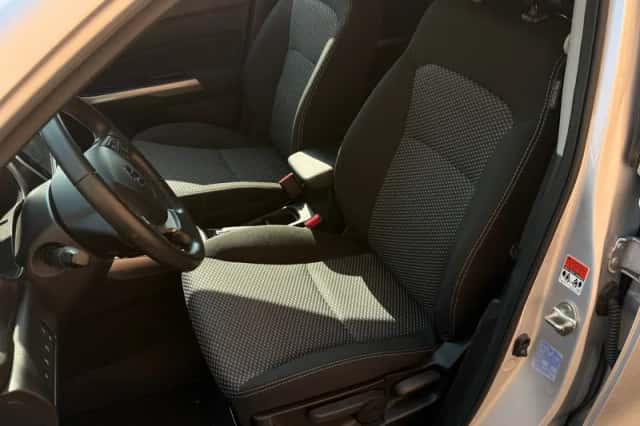 Suzuki Vitara (2023) thumbnail 5