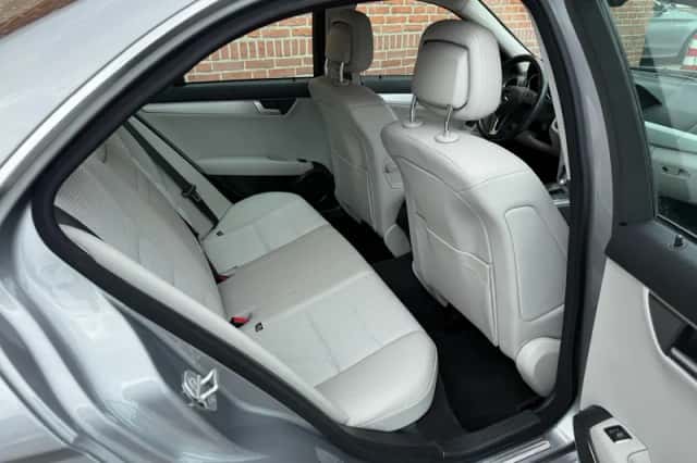 Mercedes-Benz C-Klasse (2012) thumbnail 4