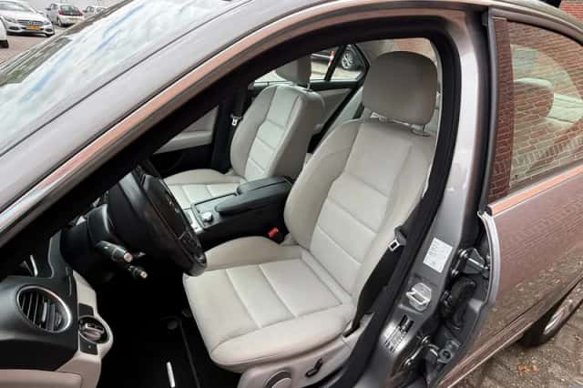 Mercedes-Benz C-Klasse (2012) thumbnail 6