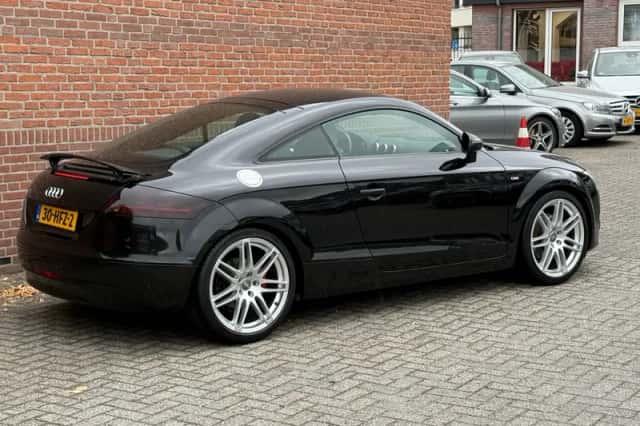 Audi TT (2007) thumbnail 2