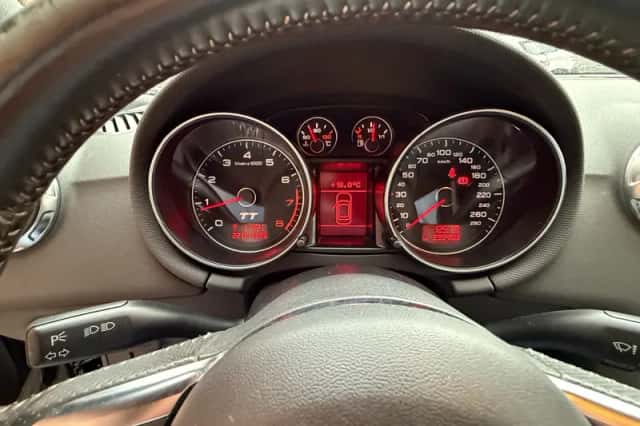 Audi TT (2007) thumbnail 6