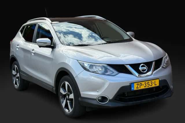 Nissan Qashqai (2015) thumbnail 1