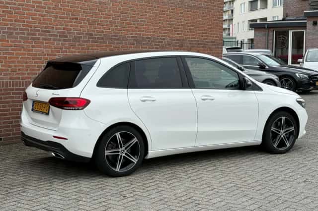 Mercedes-Benz B-Klasse (2021) thumbnail 2