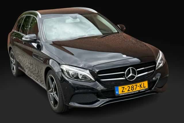 Mercedes-Benz C-Klasse (2015) thumbnail 1