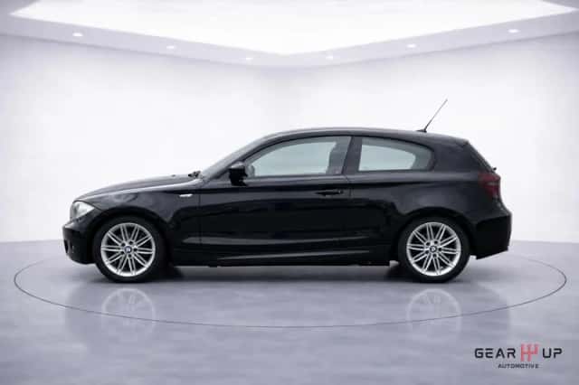 BMW 1-Serie (2010) thumbnail 2