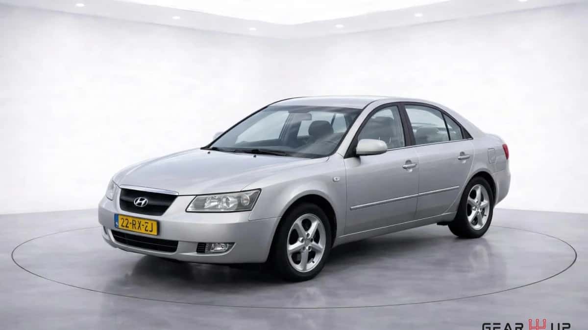 Hyundai Sonata (2005) — foto 1