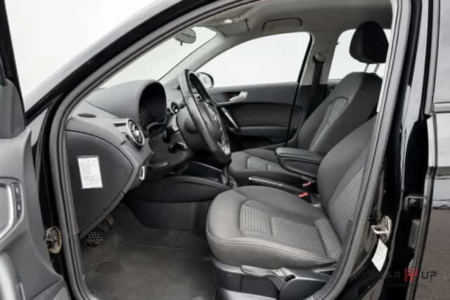 Audi A1 (2012) thumbnail 6