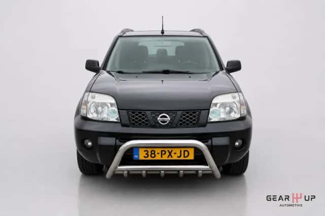 Nissan X-Trail (2005) thumbnail 4