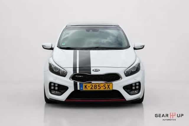 Kia Cee'd (2014) thumbnail 5