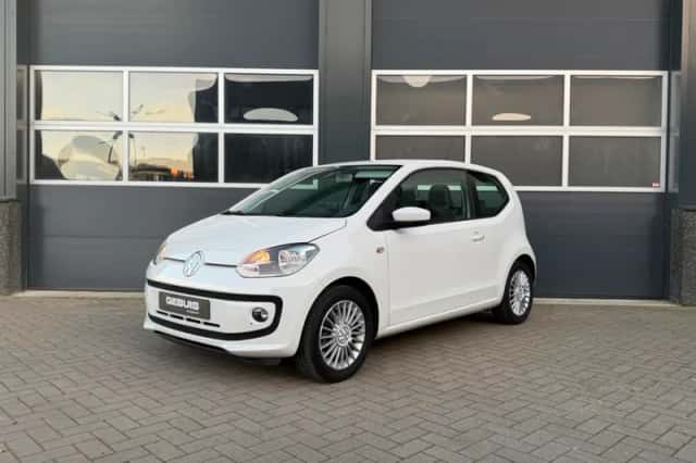 Volkswagen Up! (2012) thumbnail 1