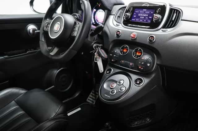 Fiat 500C (2017) thumbnail 5
