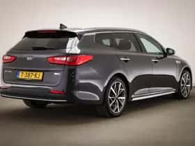 Kia Optima (2018) thumbnail 2