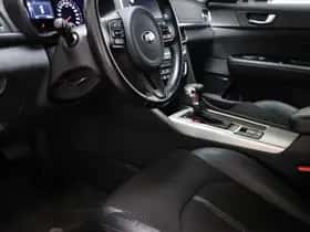 Kia Optima (2018) thumbnail 28