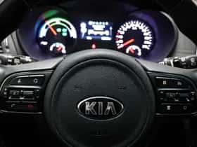 Kia Optima (2018) thumbnail 32