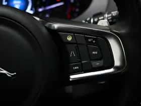 Jaguar F-Pace (2019) thumbnail 5