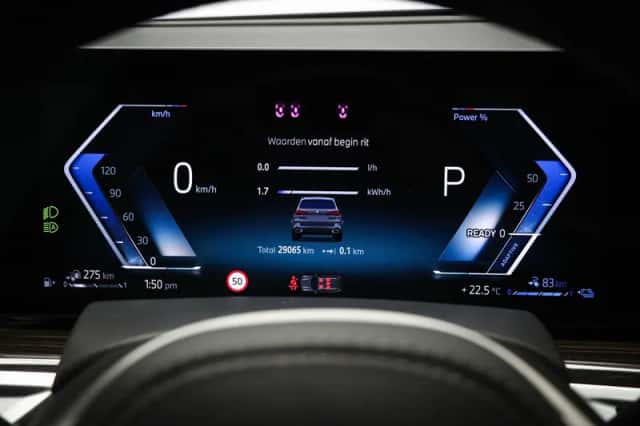 BMW X5 (2023) thumbnail 5