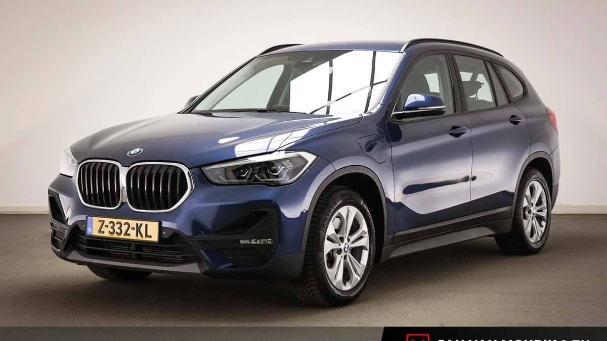 BMW X1 (2021) — foto 1