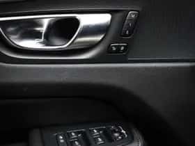 Volvo XC60 (2024) thumbnail 35