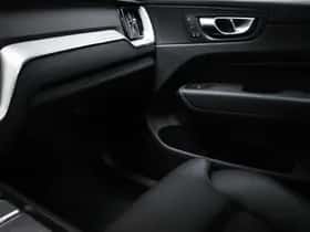 Volvo XC60 (2024) thumbnail 41