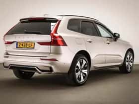 Volvo XC60 (2024) thumbnail 2