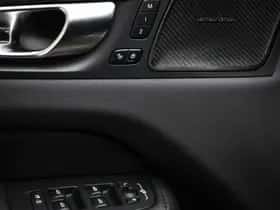 Volvo XC60 (2025) thumbnail 35