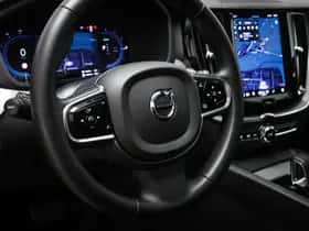 Volvo XC60 (2025) thumbnail 39