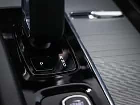 Volvo XC60 (2025) thumbnail 43