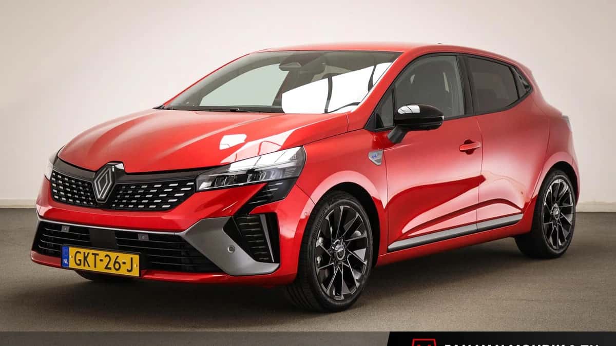 Renault Clio (2024) — foto 1