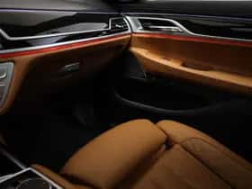 BMW 7-Serie (2019) thumbnail 42
