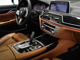 BMW 7-Serie (2019) thumbnail 6