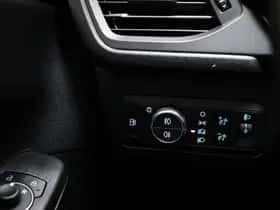 Ford Kuga (2023) thumbnail 27