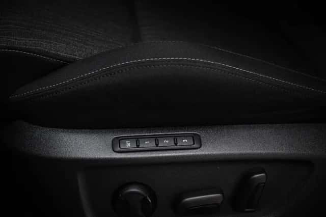 Škoda Karoq (2019) thumbnail 5