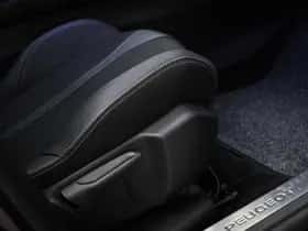 Peugeot 3008 (2023) thumbnail 11
