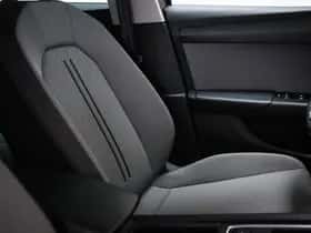 SEAT Leon (2025) thumbnail 11