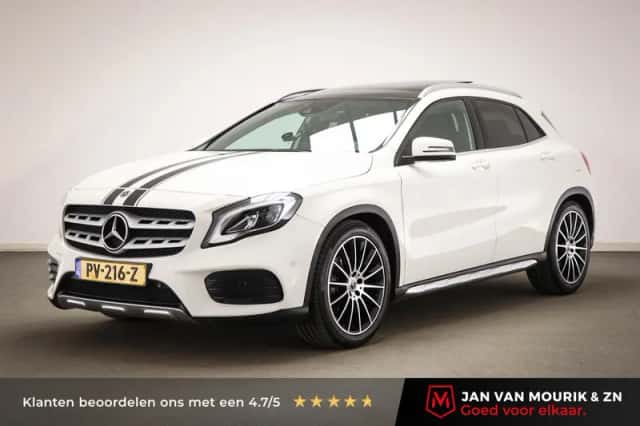 Mercedes-Benz GLA (2017) thumbnail 1