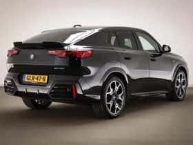 BMW iX2 (2024) thumbnail 2