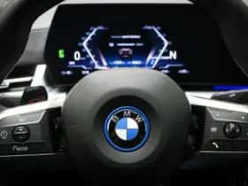 BMW iX2 (2024) thumbnail 41