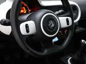 Renault Twingo (2017) thumbnail 28
