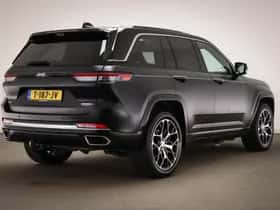 Jeep Grand Cherokee (2023) thumbnail 2