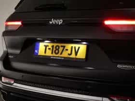 Jeep Grand Cherokee (2023) thumbnail 25