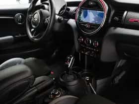 MINI Cooper (2020) thumbnail 3