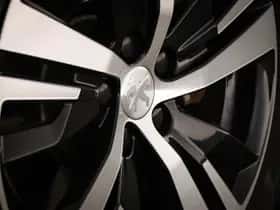 Peugeot 3008 (2022) thumbnail 26