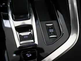 Peugeot 3008 (2022) thumbnail 39