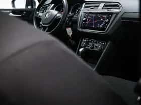 Volkswagen Tiguan (2018) thumbnail 12