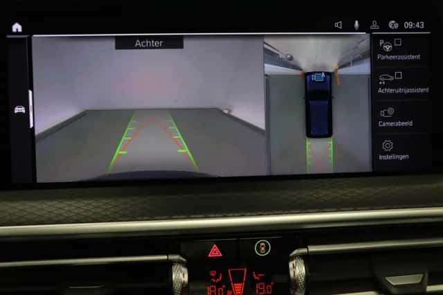 BMW X3 (2021) thumbnail 5